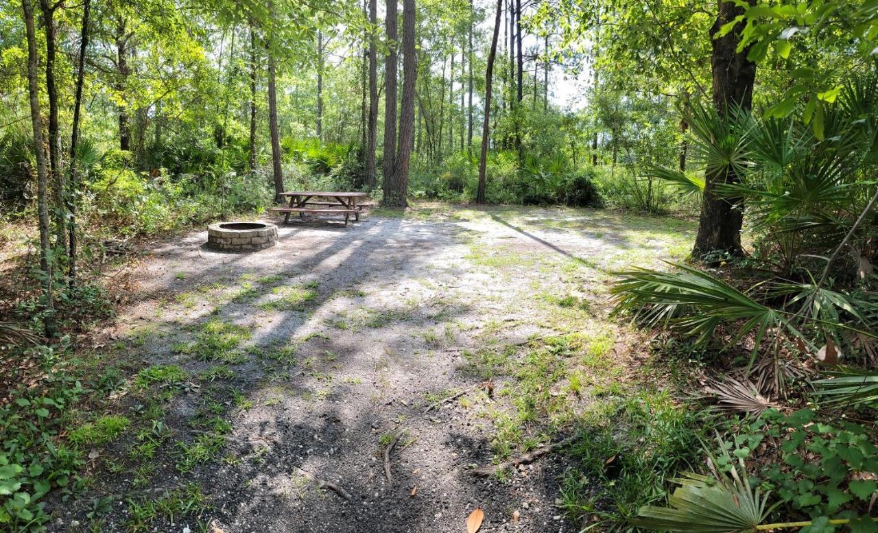 Okefenokee Pastimes Cabins And Campground Stanley Landing Екстер'єр фото